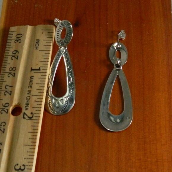 Vintage Southwest Design Dangle 925 Pierced Earrings - Picture 5 of 8